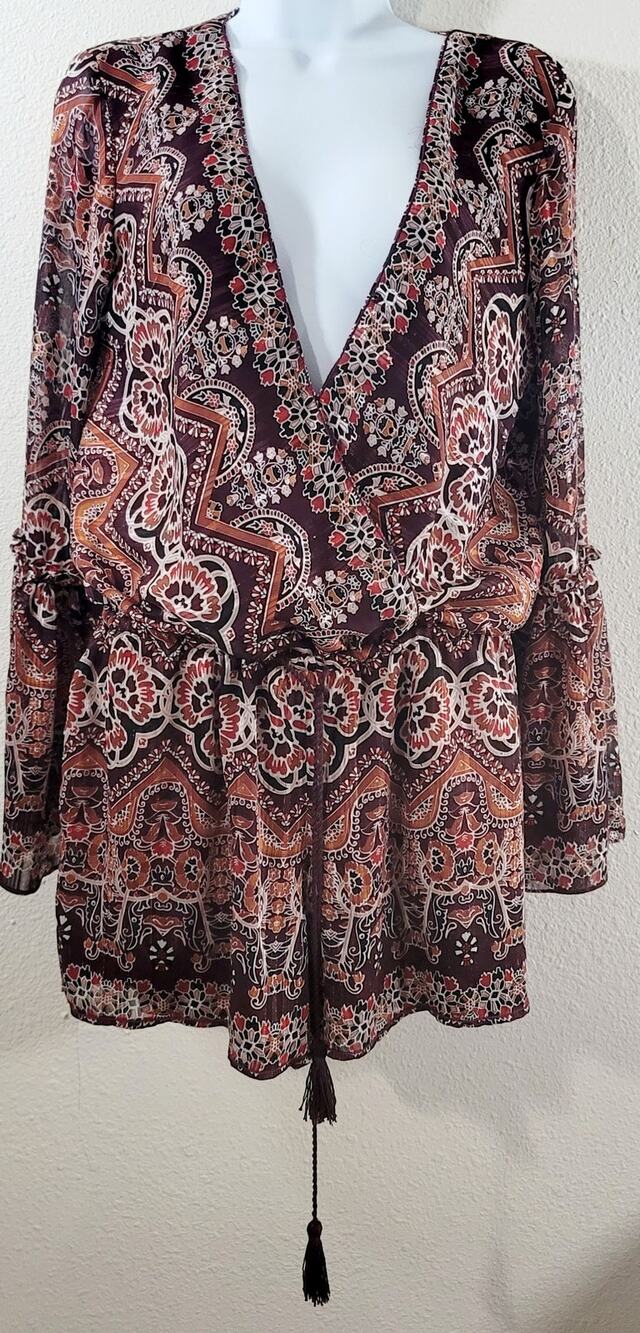 Chelesa Violet Burgundy Floral Print Romper Small Long Bell Sleeves Lightweight